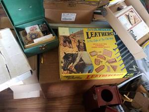 lot 11 image: Vintage Leathercraft Kit with other Supplies