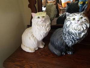 lot 25 image: 2- Large 14 Ceramic Cats
