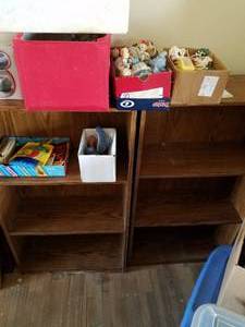 lot 67 image: Set of 4 Bookcases 39.5 x 22 x 9.5