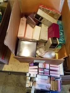 lot 146 image: Box of NOS Mary Kay Products