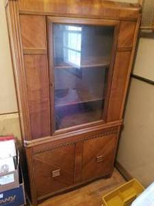 lot 182 image: Vintage China Cabinet, 66.5 x 36 x 15
