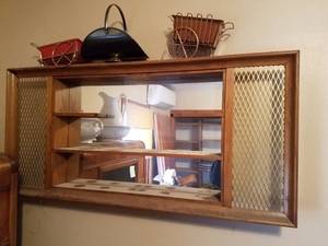 lot 183 image: Retro Wall Shelf, 2 Vintage Platers and Basket