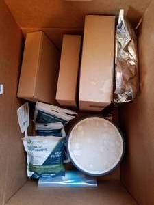 lot 186 image: Box of Filters