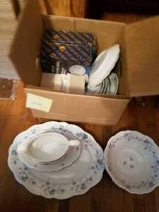 lot 206 image: Haviland China