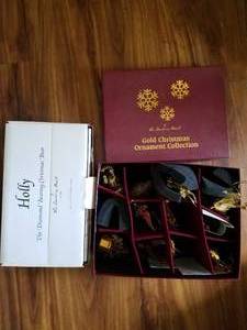 lot 213 image: Danbury Mint Christmas Orns and Bear