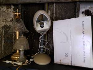 lot 256 image: 4-Table Lamps - 1 Is Brand New