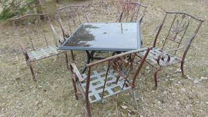 lot 280 image: Square Glass Top Metal Patio Set. Table with 5 Chairs