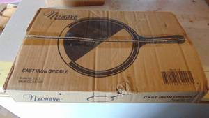 lot 297 image: New In Box Nuwave Cast Iron Griddle