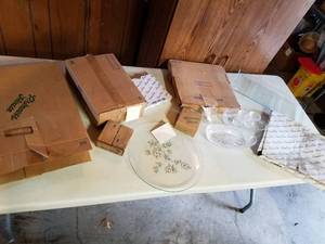 lot 331 image: NOS Princess House Crystal, #075, #016, #305, #405, #455, #014S-50 and #015. 2- Glass Trays, Relish, Toothpick Holder, Jar