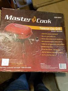 lot 353 image: Master Cook Tabletop Grill- New in Box