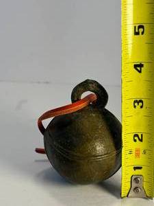 lot 51 image: Burmese Elephant Bell Over 3 Inches