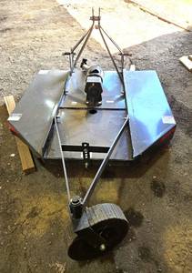 lot 7 image: Excellent Large Heavy Duty HOWSE Rotary Brush Cutter