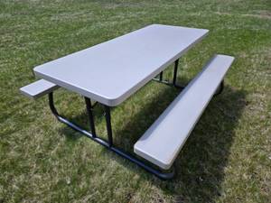 lot 67 image: LIFETIME 6 Folding Picnic Table