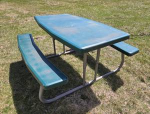lot 68 image: LIFETIME Folding Picnic Table