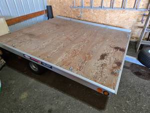 lot 18 image: Halted - Please contact affiliate - Nice Condition NEWMANS SLED BED Trailer - 8 x 7