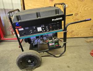 lot 5 image: Quality Working ONAN Pro5000 Generator