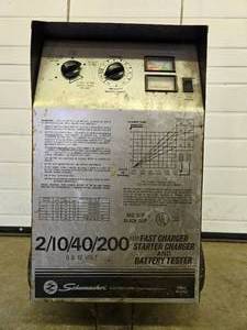 lot 55 image: Working SCHUMACHER Fast Charger & Battery Tester