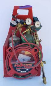 lot 36 image: Nice Condition Lincoln Electric Porta-Torch Pro Tote Welding & Brazing Kit