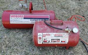 lot 38 image: Pair of Good Air Tanks - Sanford & Midwest Products