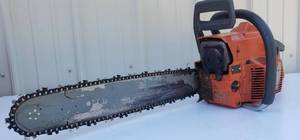 lot 39 image: Husqvarna 257 Chainsaw wCase