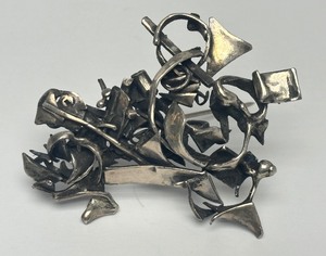 lot 38 image: Vintage Abstract Surrealist Style Sterling Silver Brooch
