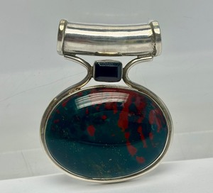 lot 6 image: Large Sterling Silver & Bloodstone Pendant