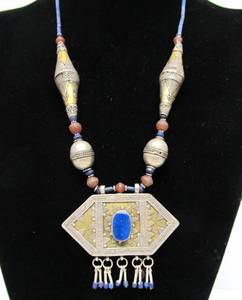 lot 81 image: Large Old Tribal Silver & Lapis Necklace