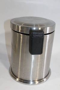 lot 62 image: Stainless Steel Pedal Bin with Soft Close Lid