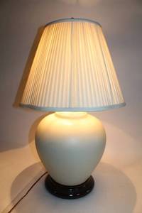 lot 115 image: Cream Ceramic Table Lamp with Pleated Shade