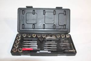 32-Piece Tap and Die Set in Hard Case
