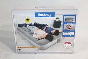 lot 142 image: Bestway Full Air Mattress with Built-In Pump and Pillow