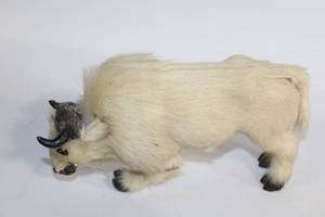 lot 196 image: Vintage Fur-Covered Handcrafted Buffalo Figurine