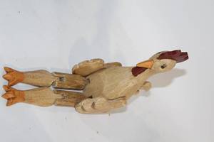 lot 225 image: Vintage Articulated Wooden Chicken Figurine