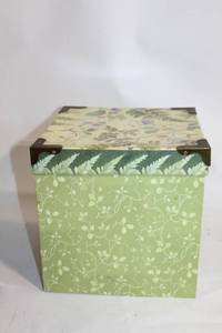 lot 264 image: Decorative Square Storage Box with Floral Design