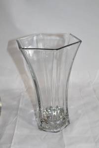 lot 265 image: 12-Inch Hexagonal Clear Glass Vase