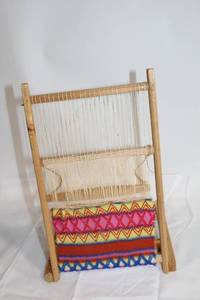 lot 280 image: Wooden Tabletop Weaving Loom with Colorful Fabric