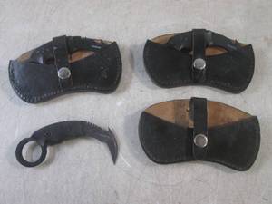 lot 47 image: (EC1) 3 Karambit Knives with Sheath...