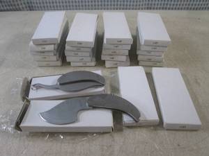 lot 69 image: (EC1) 24 New In Box Folding Stainle...