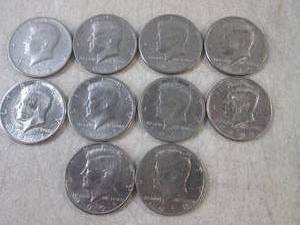 lot 82 image: (CNTR) 10 Assorted Kennedy Half Dol...