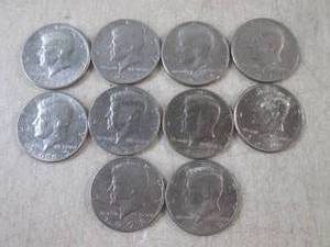 lot 84 image: (CNTR) 10 Assorted Kennedy Half Dol...