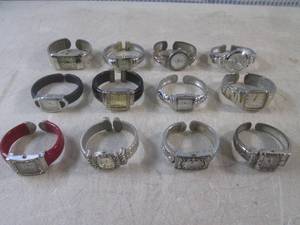 lot 124 image: (BSB) 12 Assorted Wrist Watches Inc...