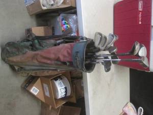 lot 135 image: (BSB) Vintage Spalding Golf Bag (Ne...