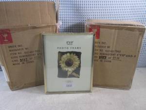 lot 154 image: (CSB) 12 - 8x10 Gold Reminiscent Pi...