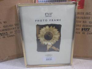 lot 155 image: (CSB) 12 - 8x10 Gold Reminiscent Pi...
