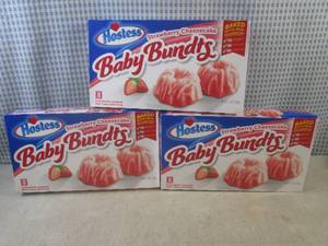 lot 213 image: (B-1) 3 Boxes of Hostess Strawberry...
