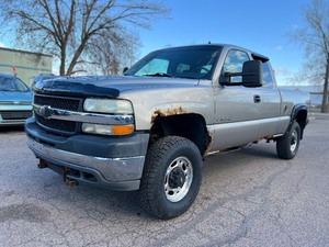 lot 7 image: 2001 CHEVROLET SILVERADO 2500HD LT 4x4 No Accidents