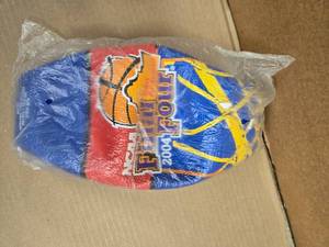 lot 22 image: Basketball (New)