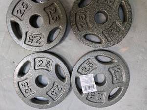 lot 60 image: Lot of Four 2.5Lb weight Plates ) new)