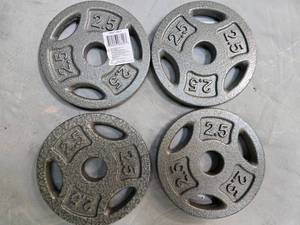 lot 65 image: Lot of Four 2.5Lb weight Plates ) new)