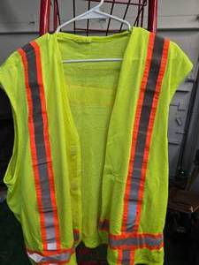 lot 135 image: Cotton Worker Apron, For Construction, Size L